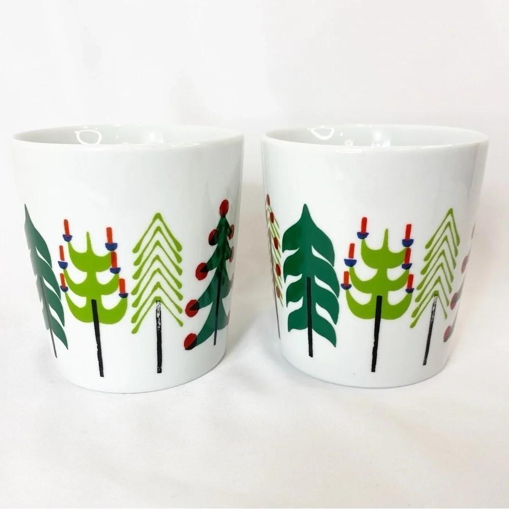 Set of 2 Crate & Barrel “Jingle Mug” Yule Christmas Trees by Julia Rothman NWT